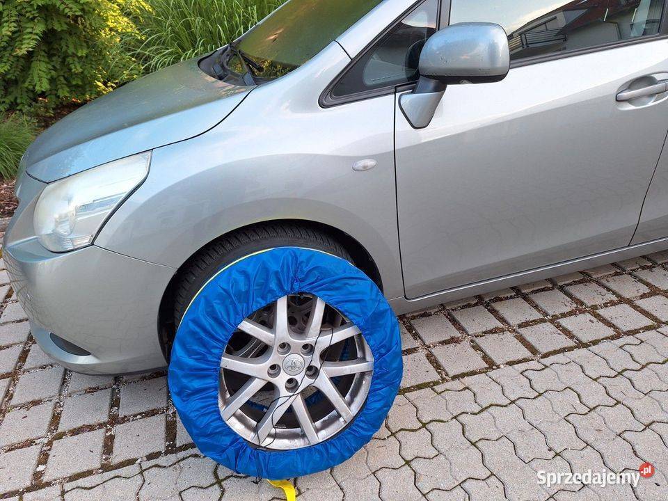 Toyota Verso 2 2D Cat panorama webasto nawigacja Łódź sprzedam