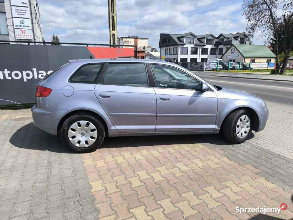 Audi A3 Sportback 16i 16V 116 Klimatronic Navi serwisowany w ASO