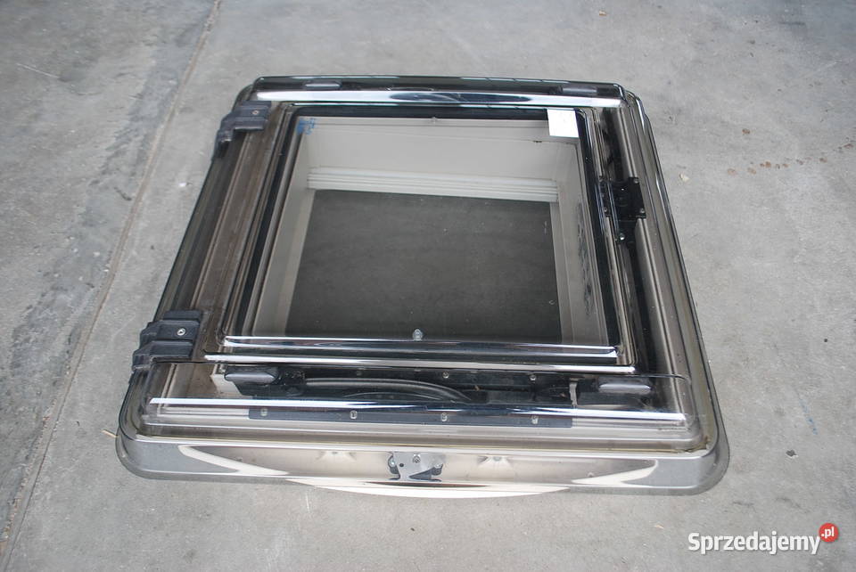 SZYBERDACHOKNO DACHOWE REMIS 40x40 Grzebowilk