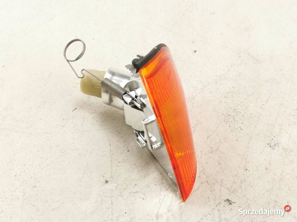 KIERUNKOWSKAZ LEWY PRZÓD ALFA ROMEO 33 19901994