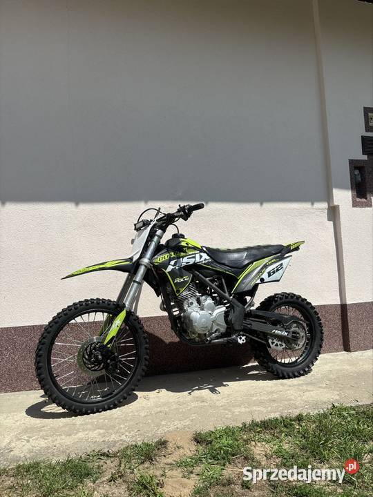Asix defender 150 Pozostałe Ruda