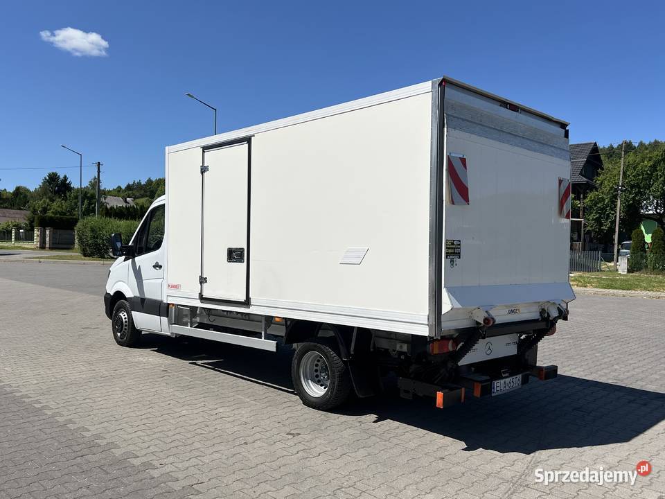 MercedesBenz 516 Kontener Winda bliźniak 2xdrzwi Krasnobród sprzedam