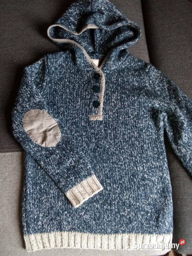 Sweter z kapturem marki Kulr Częstochowa
