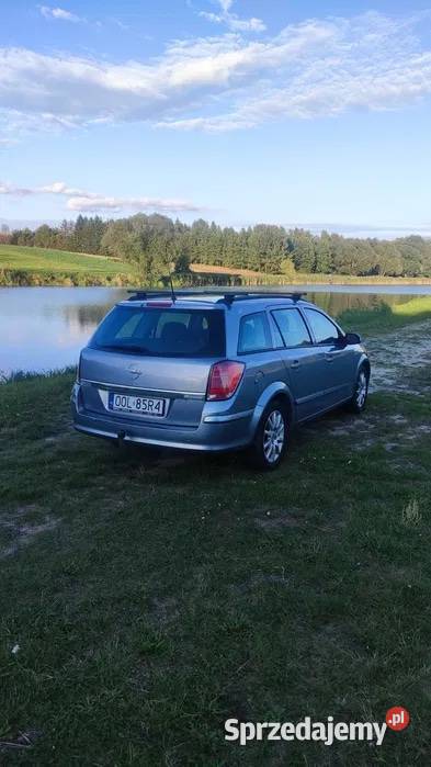 Opel Astra H kombi 16 benzyna gaz sprzedam Rudniki
