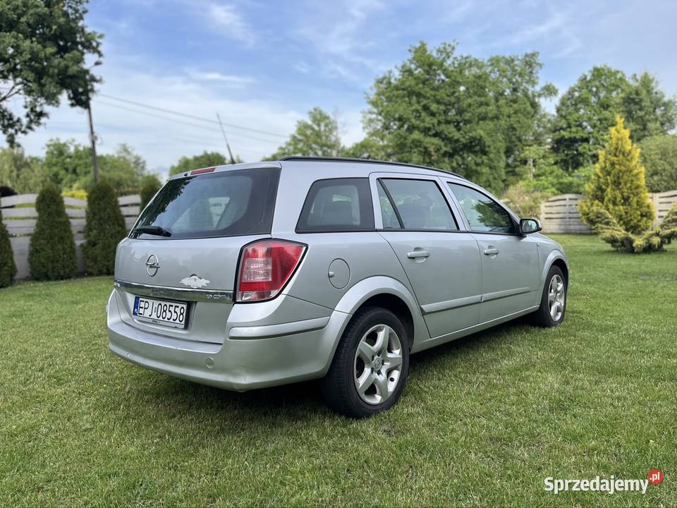 Opel Astra H Kombi 19 CDTI 2007 Sprawna OC i 268000km Broszęcin
