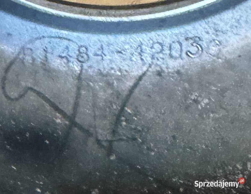 TOYOTA RAV IV 2022r RAMKA OPRAWKA HALOGENU LEWA Rok produkcji 2021 Sosnowiec