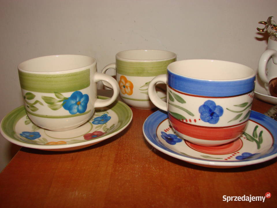 Wiem na czym jem filiżanka spodek