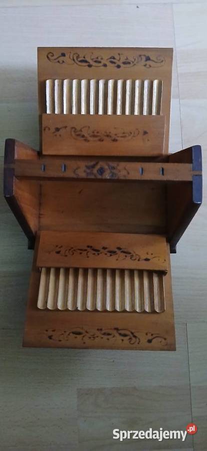 Stary Humidor z lat 30 tych