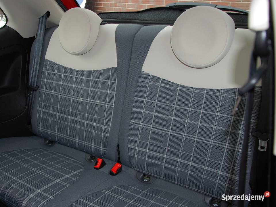 12 70 Automat Lounge Salon F VAT 23