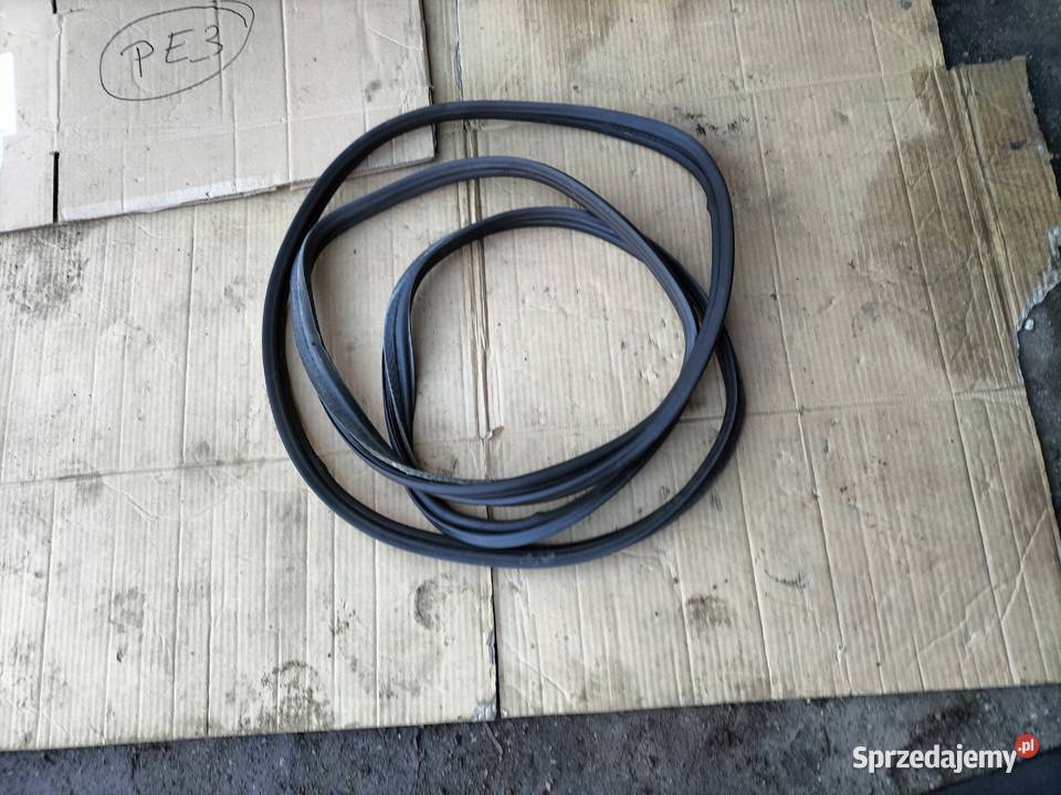 USZCZELKA BAGAŻNIKA FORD MONDEO MK3 Hatchback Kamień-Kolonia sprzedam