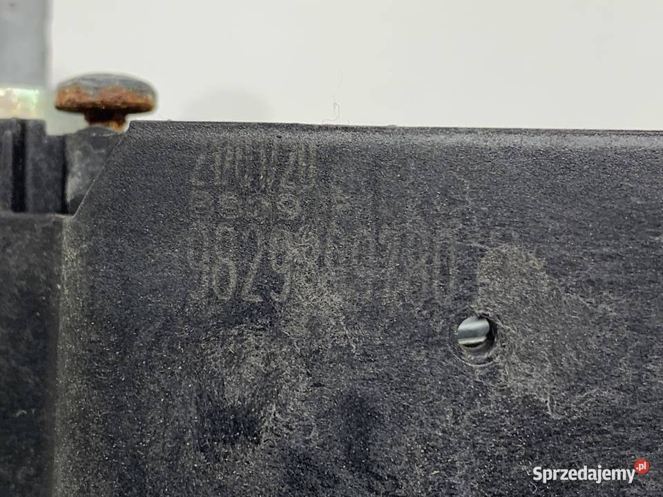 KLAMKA DRZWI TYŁ LEWY OPEL VIVARO C Bus Blanc