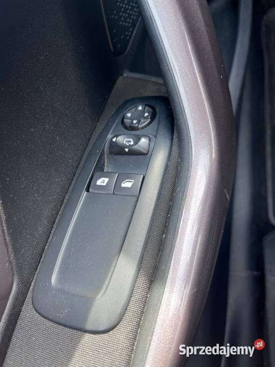 Peugeot 2008 style gniazdo AUX Chęciny sprzedam