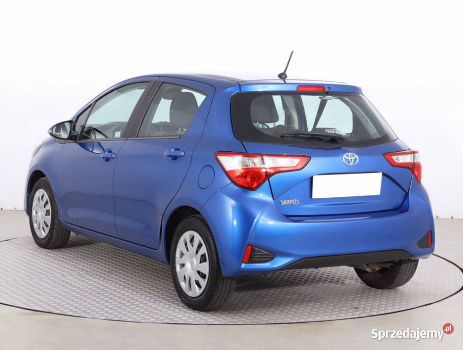 Toyota Yaris 10 VVTi asystent pasa ruchu mazowieckie Piaseczno