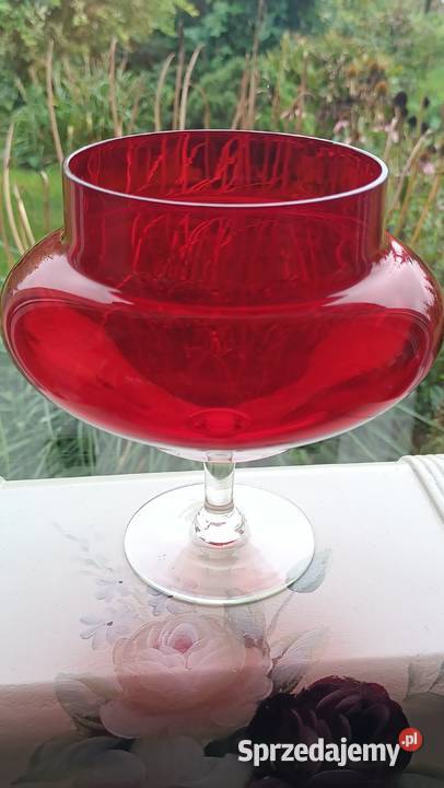 Wazon puchar szklany czerwony rubinowy lubelskie Zamość