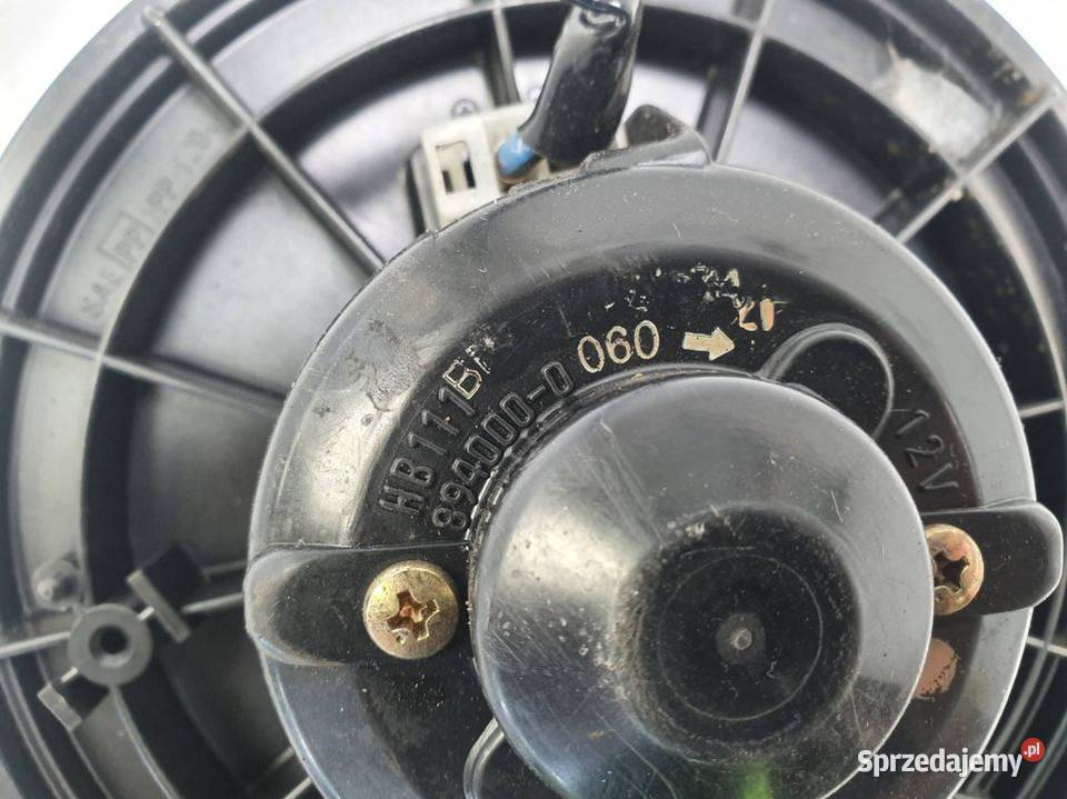 WENTYLATOR KABINOWY MAZDA 323F 8940000 sprzedam