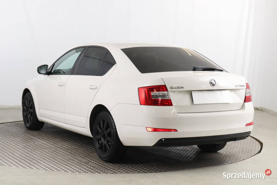 Skoda Octavia 16 TDI nieuszkodzony