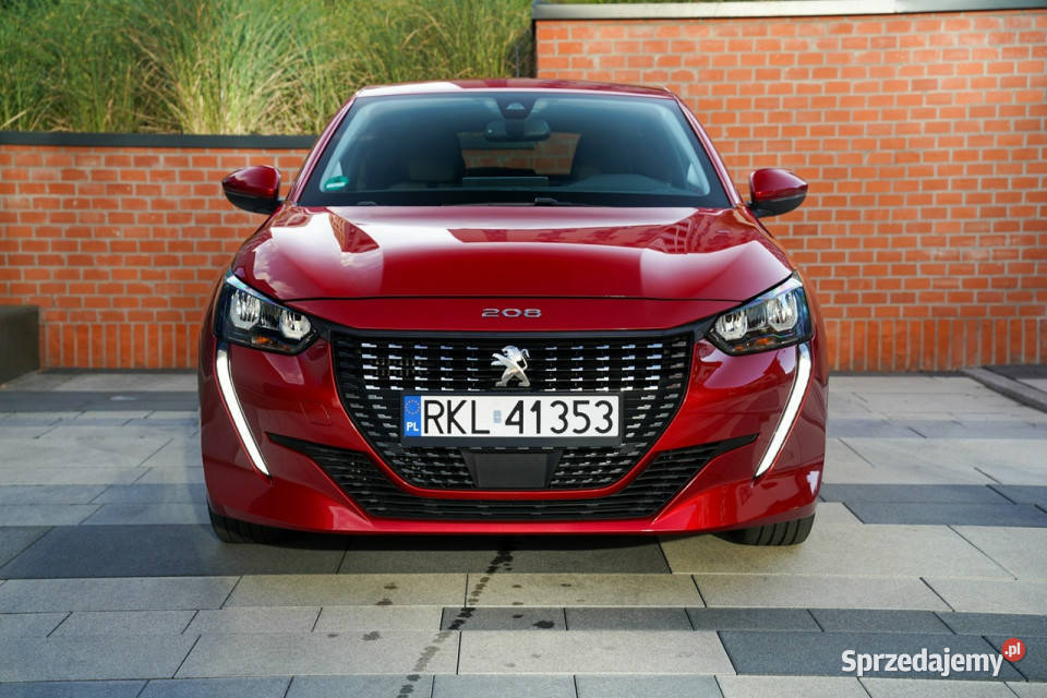 Peugeot 208 130 EAT8 Elixir Red perła 3D ESP Kraków sprzedam