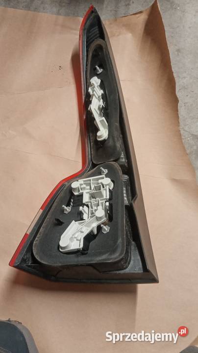Volvo V50 lampa prawa prawe Sokołów Małopolski