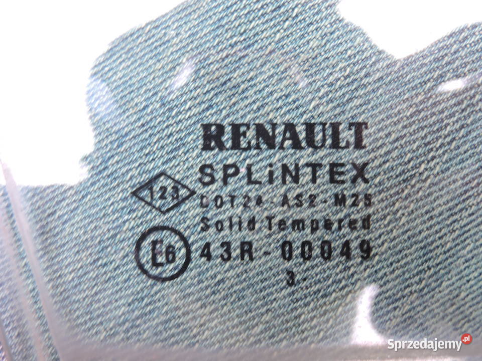 Szyby przednie prawe Renault scenic II szyby