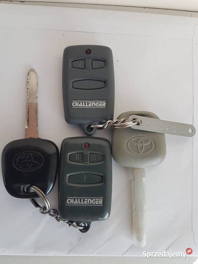 Komplet 2 klucze 2 piloty TOYOTA YARIS Wysyłka Białystok