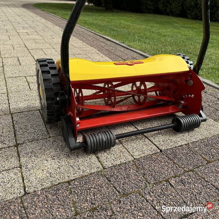 Bębnowa rotacyjna kosiarka ręczna Wolf Garten TC Lubin