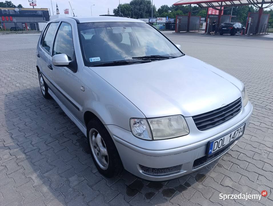 VW Polo 14 benzyna Rok produkcji 2001 Volkswagen Oleśnica