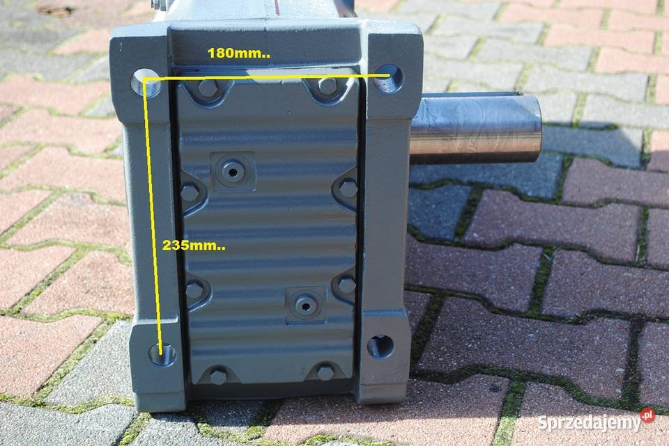 Motoreduktor kątowy 11kw 84obrmin z hamulcem Kargowa