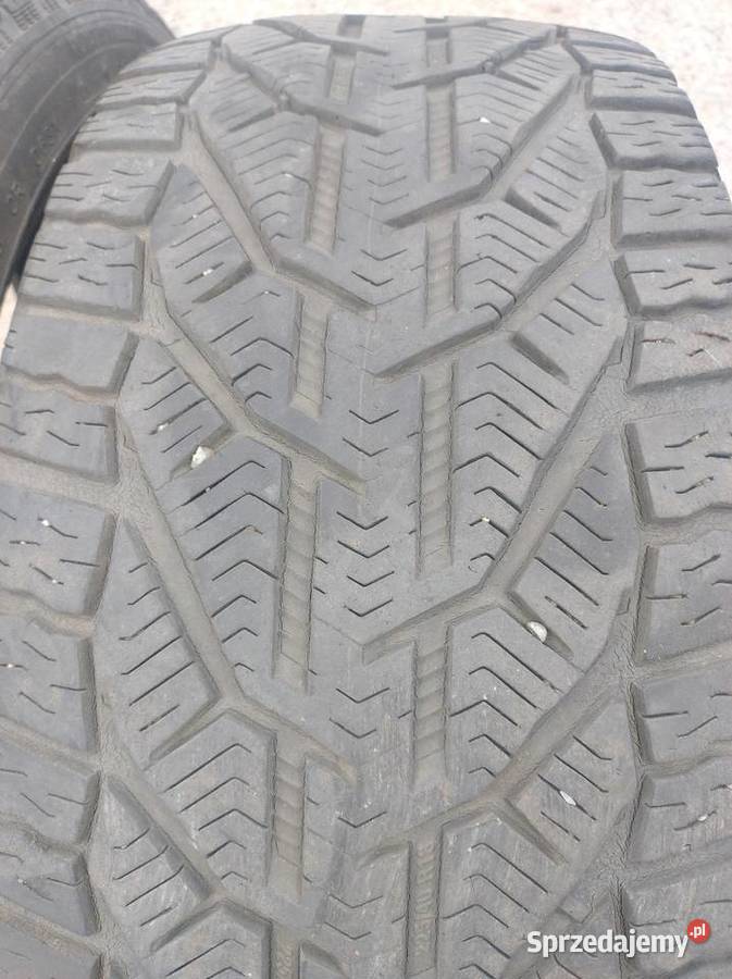 2 Opony zimowe Kormoran Snow 22540R18 wielkopolskie