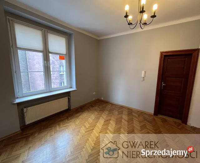 Mieszkanie do sprzedania Katowice 1585m2 6 pokoi kamienica