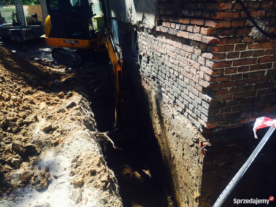 Minikoparka mini koparka przeciski kret wywóz Wynajem maszyn i urządzeń Warszawa