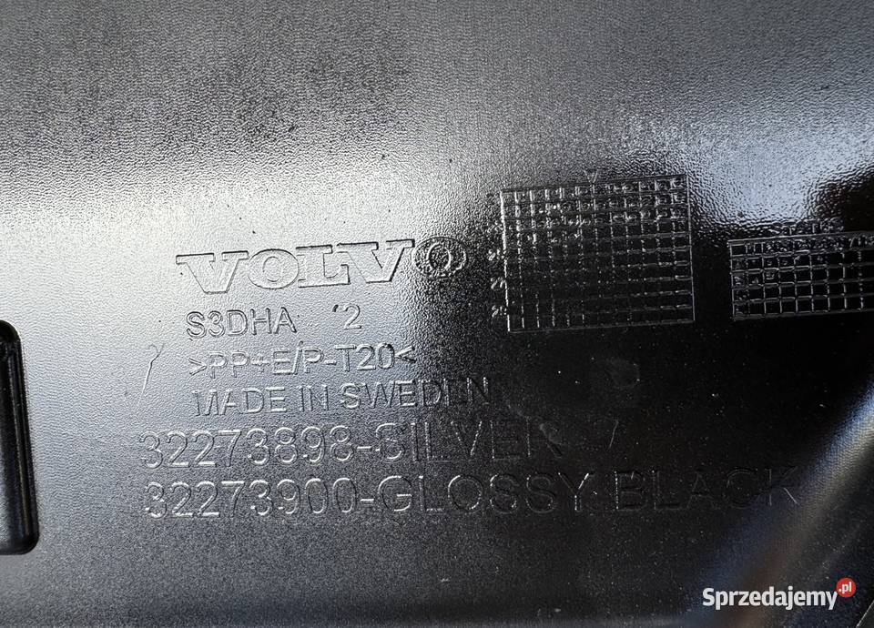 Dyfuzor spoiler dokładka dół zderzaka tył Volvo Międzychód