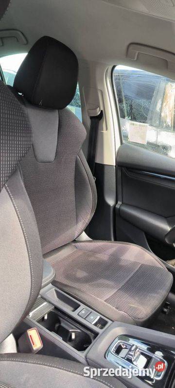 FOTELE KANAPY SKODA OCTAVIA IV KOMPLET Lipno sprzedam
