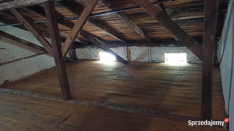 Mieszkanie w przedwojennym dworze Ostrówek pow