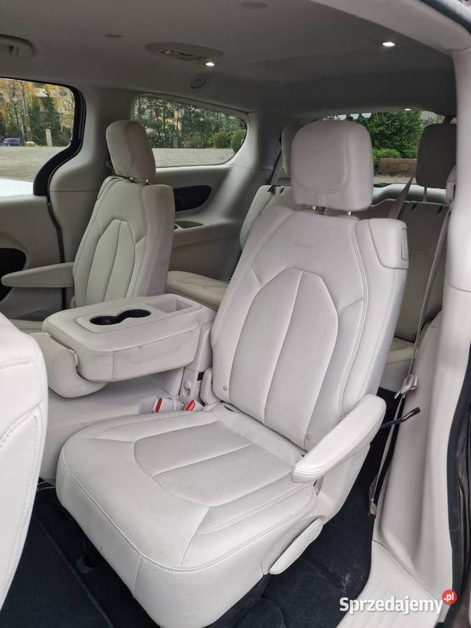Chrysler Pacifica 8 osobowa 3600cm3 mazowieckie Warszawa