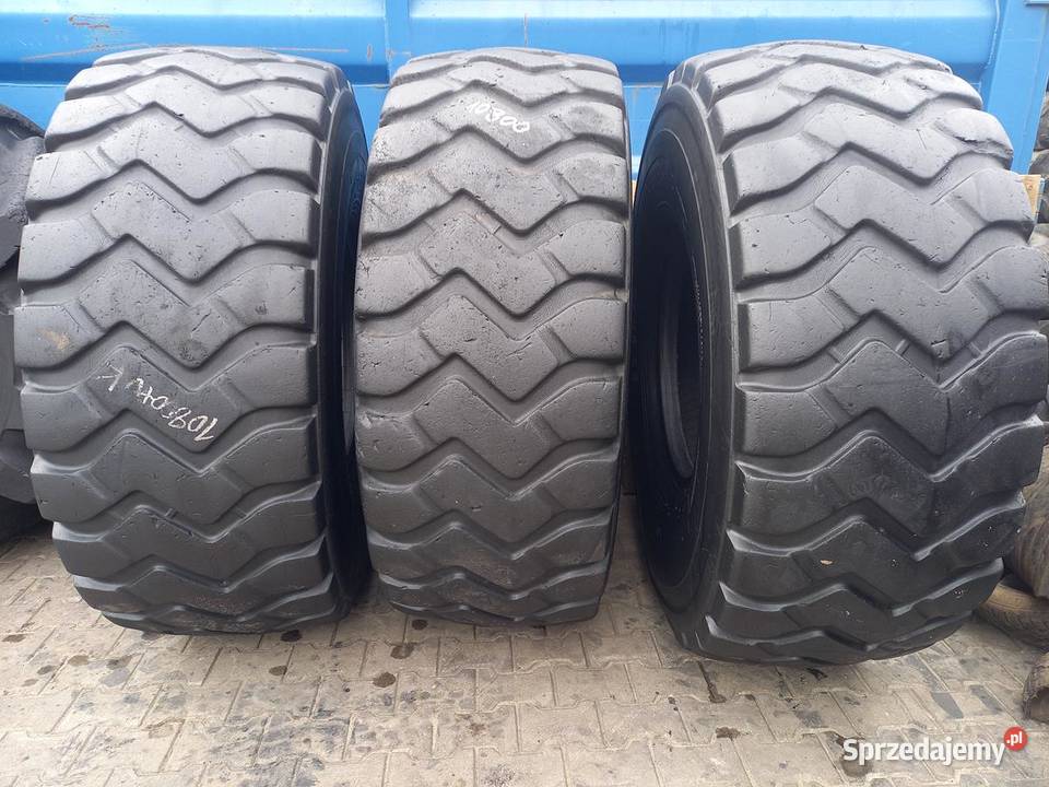 4x Opona używana przemysłowa 235R25 MTP WB01 Zaścianki