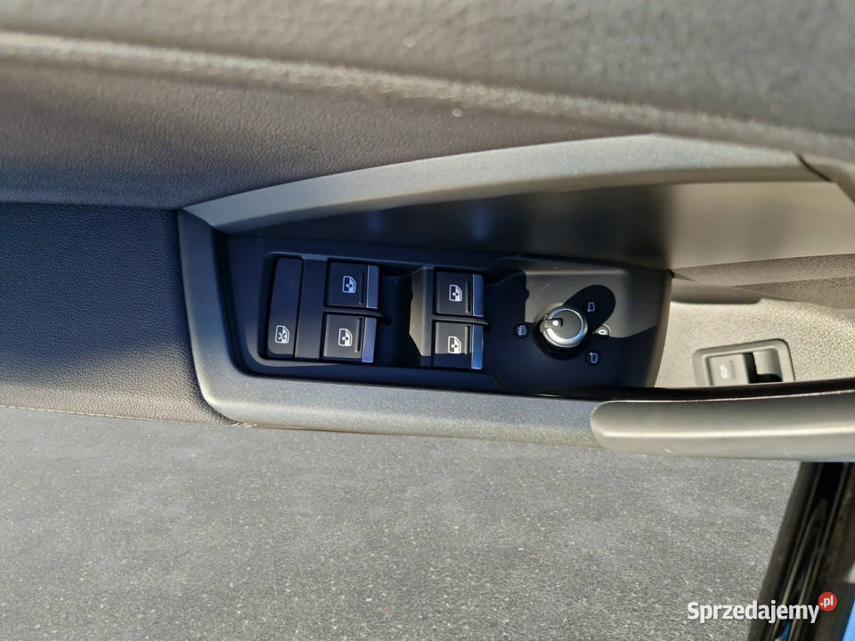Audi Q3 35 TDI Advanced S tronic Z Polskiego światła przeciwmgielne