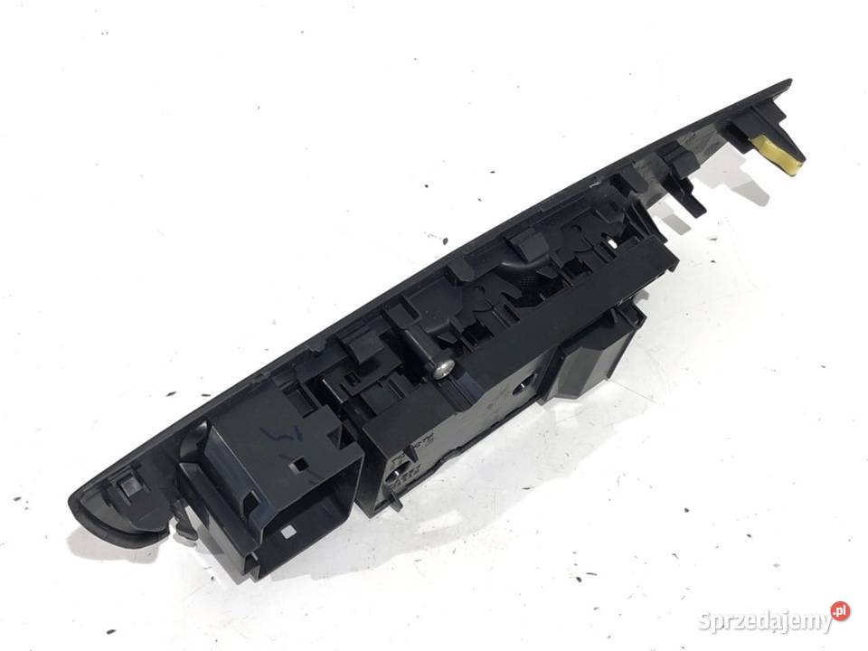 PRZEŁĄCZNIK SZYB TOYOTA COROLLA E21 8404002160 osobowe