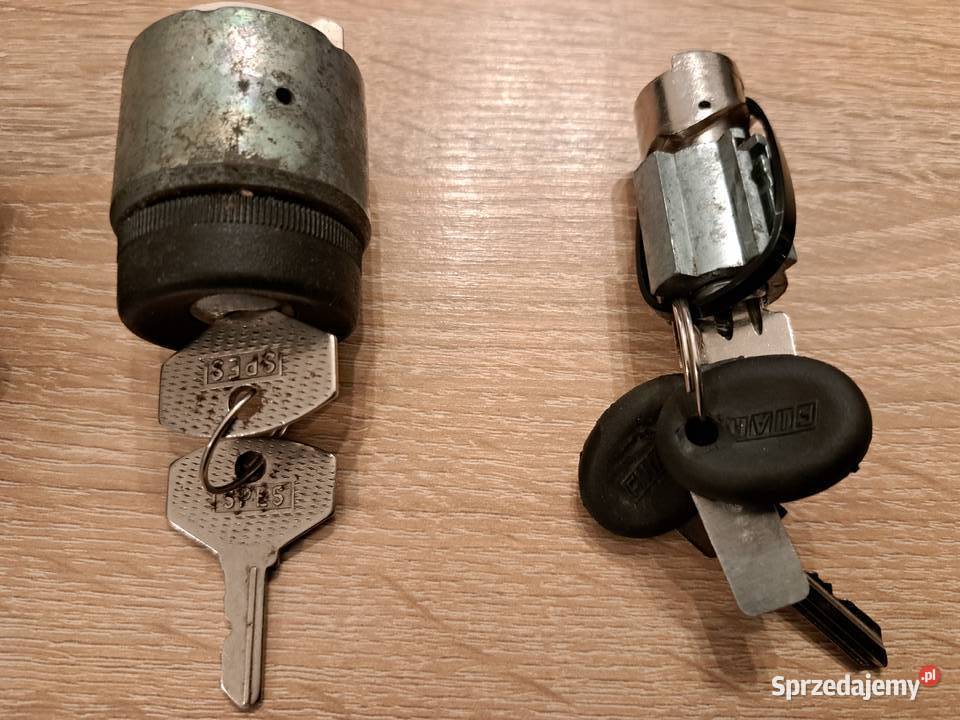 Stacyjka Fiat126p Warszawa syrena Żuk Leszno