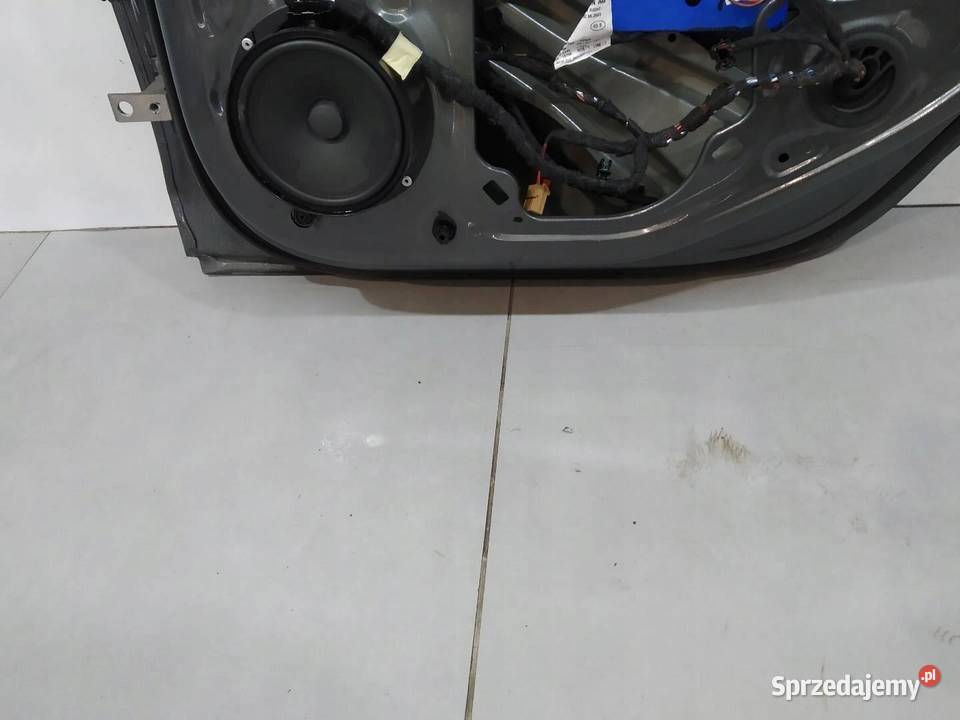 DRZWI PRAWE TYŁ SEDAN HB Skoda Superb IV 2023 Drzwi świętokrzyskie