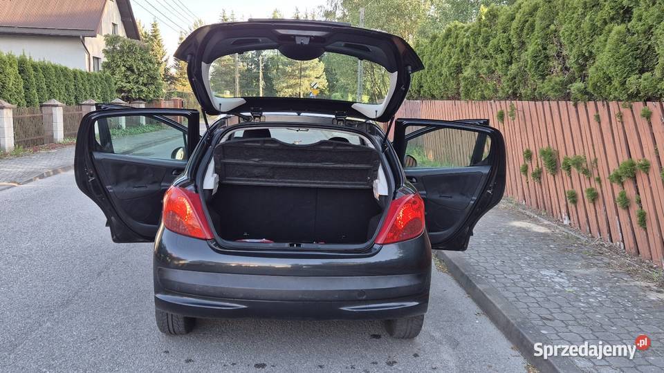 PEUGEOT 207 14B 8V 73 OPŁACONY Z NIEMIEC KLIMA