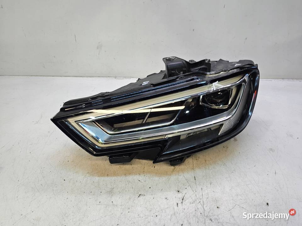 REFLEKTOR XENON LED LEWY AUDI A3 8V LIFT śląskie