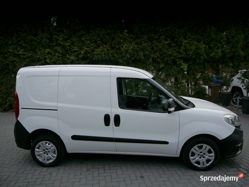 Fiat Doblo 13d zwykły silnik 95 Stan b furgon Częstochowa