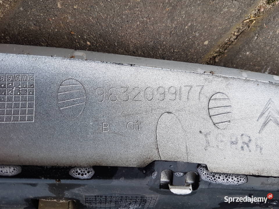 CITROEN XSARA PICASSO 1999 ATRAPA GRILL ZNACZEK osobowe Turek