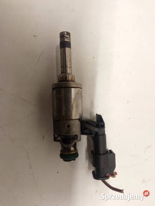 WTRYSKIWACZ 0261500354 04E906036Q 12 TSI Skoda Wtryskiwacze