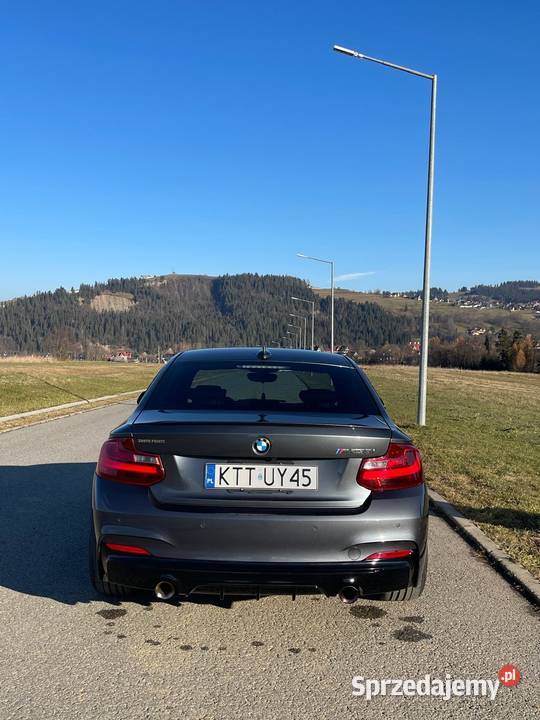 BMW F22 235i RWD Czarna Góra