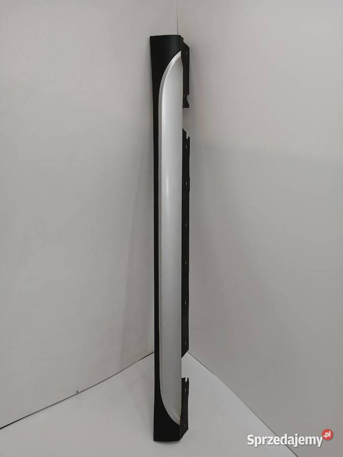 LISTWA PROGOWA LEWA BMW E84 X1 osobowe Listwy i nakładki Strzyżewice