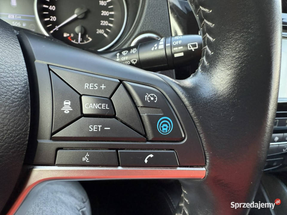 Nissan Qashqai 15 116 Bogata Wersja Led Navi podgrzewane fotele Przeźmierowo