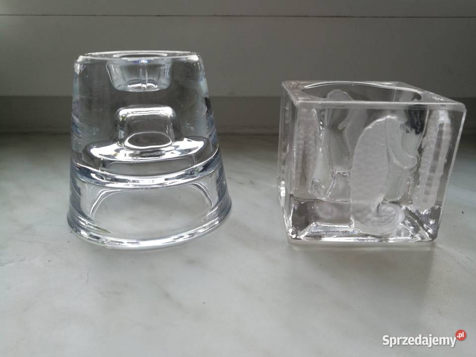 Dwa swieczniki ozdoby grube szkło Choszczno