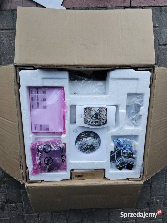 Falownik hybrydowy 10kW Huawei SUN200010KTLM1HC Czarna Woda