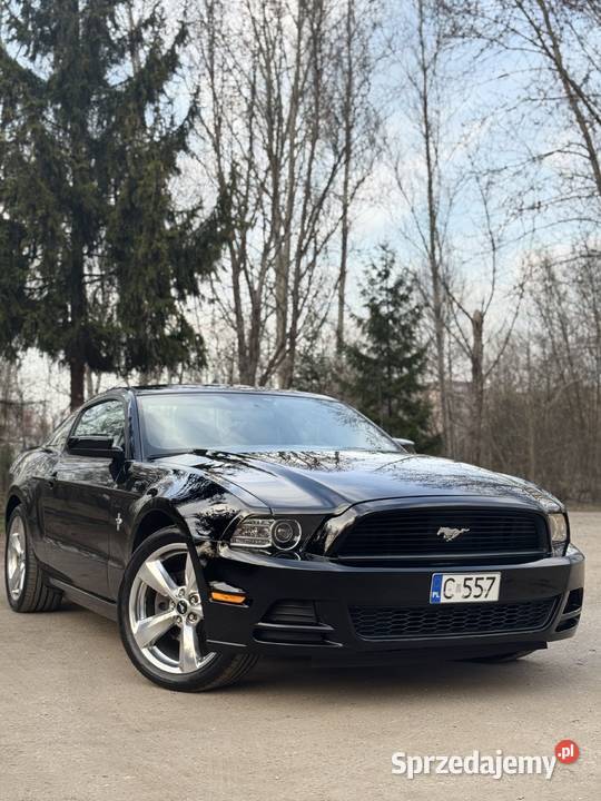 Ford Mustang V S197 2013r z silnikiem 37L V6 305 sprzedam